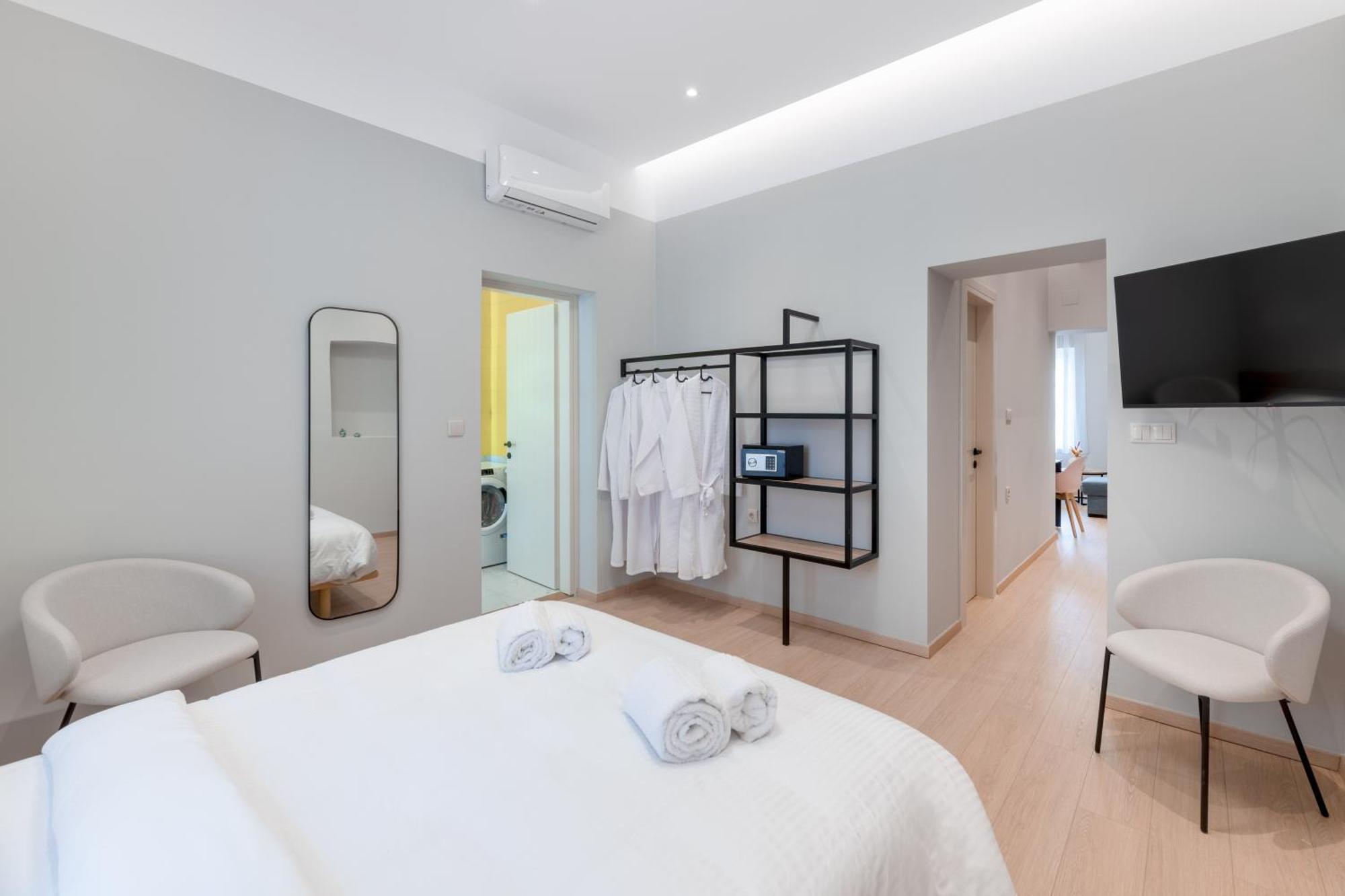 Aparthotel Giustiniani Chios Town